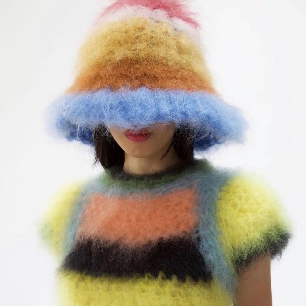 Meet your Posher, Valerie